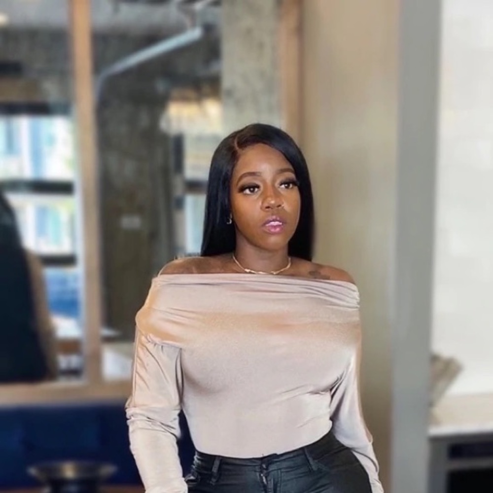 Bodysuit off shoulder